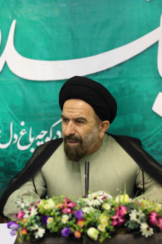 حجت الاسلام بزرگواری در حاشیه بازدید از سایت «نماینده»