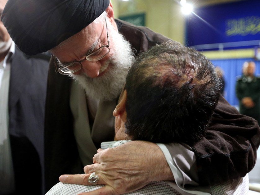 دیدار جمعی از جانبازان و خانواده‌های آنان با رهبر معظم انقلاب