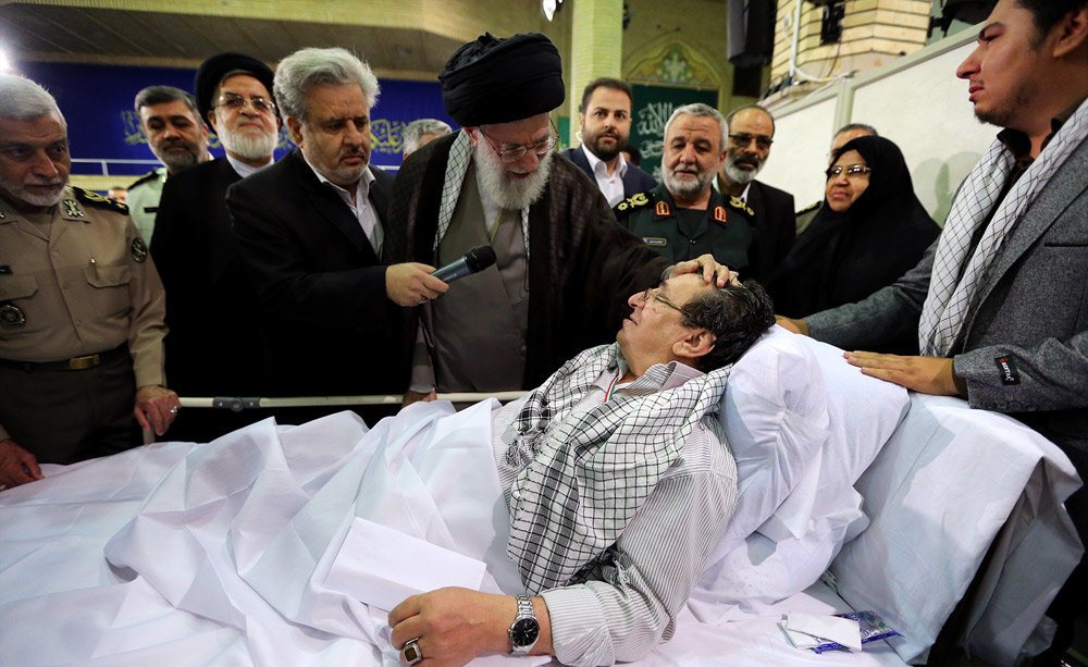 دیدار جمعی از جانبازان و خانواده‌های آنان با رهبر معظم انقلاب