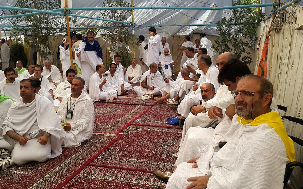 مراسم برائت از مشرکین در صحرای عرفات