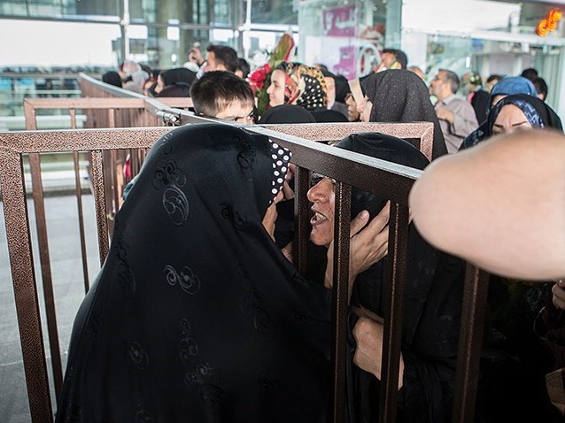 بازگشت اولین کاروان حجاج ایرانی