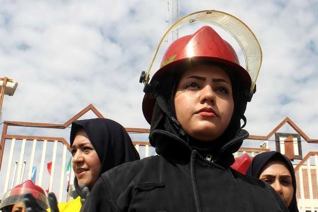 مانور بانوان آتش نشان داوطلب‎
