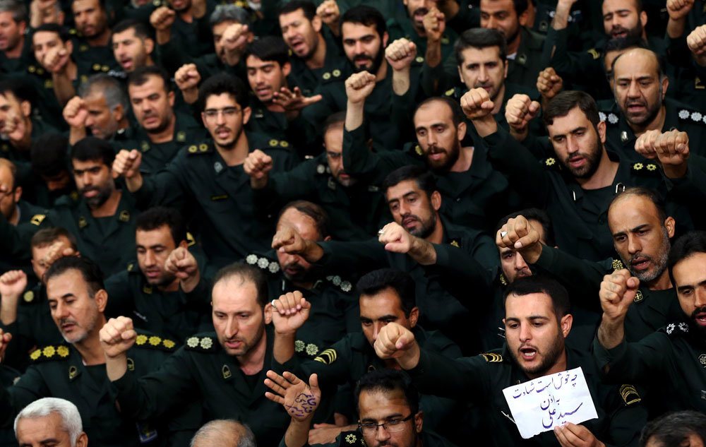 دیدار فرماندهان و کارکنان نیروی دریایی سپاه با رهبر انقلاب