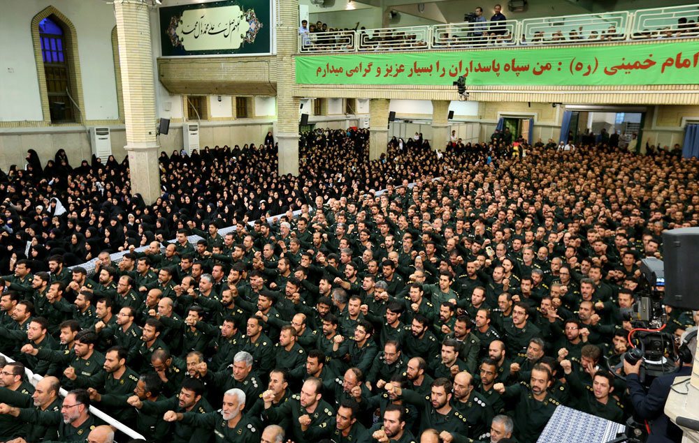 دیدار فرماندهان و کارکنان نیروی دریایی سپاه با رهبر انقلاب