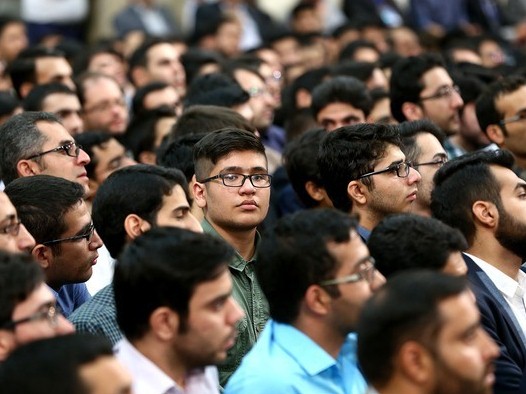 دیدار شرکت‌کنندگان همایش نخبگان با رهبر انقلاب