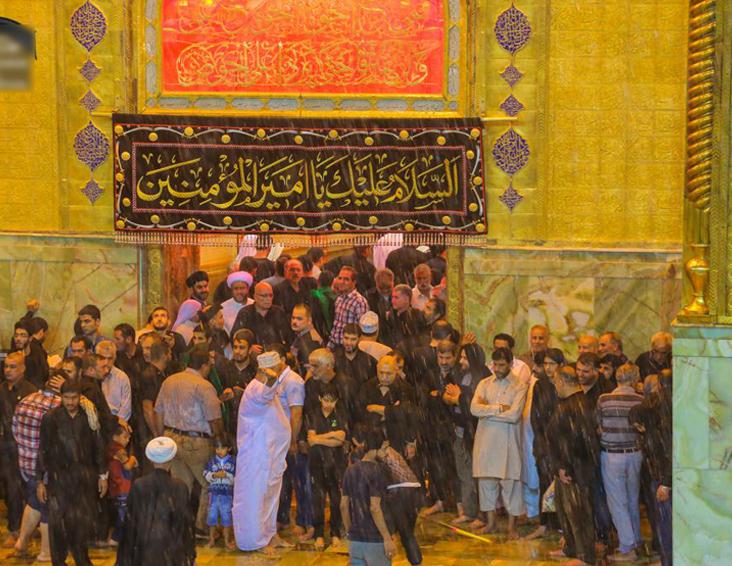 باران رحمت الهی در حرم حضرت علی(ع)