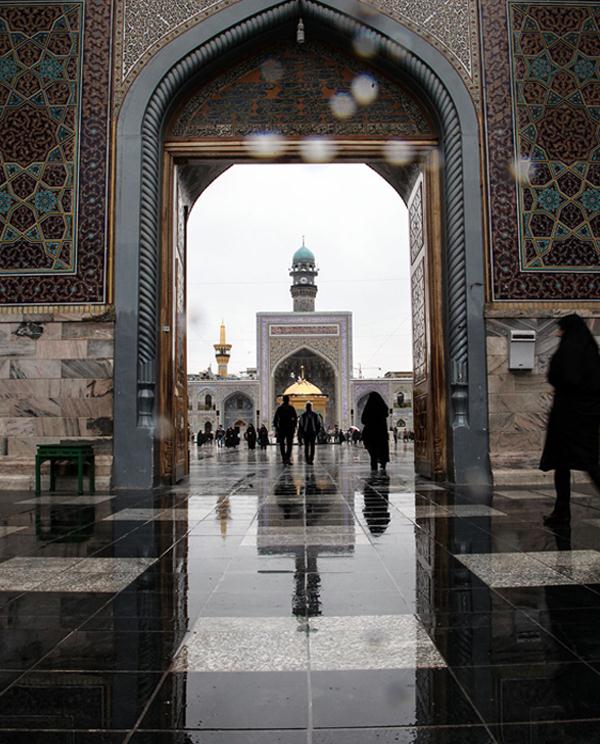 نزول رحمت الهی در حرم امام رضا(ع)