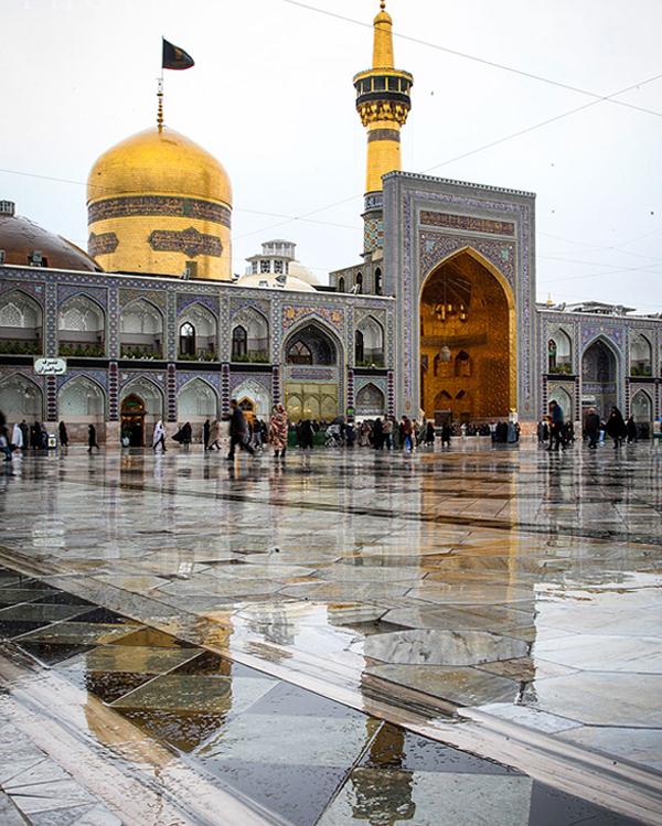 نزول رحمت الهی در حرم امام رضا(ع)