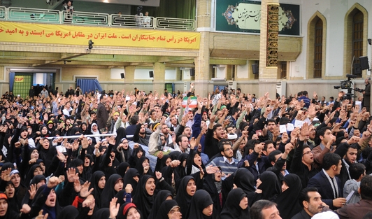 دیدار دانشجویان و دانش آموزان با رهبرانقلاب