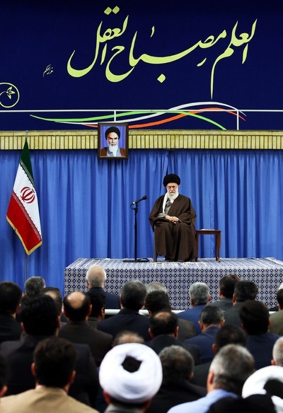 دیدار جمعی از رؤسای دانشگاه‌ها با رهبر انقلاب