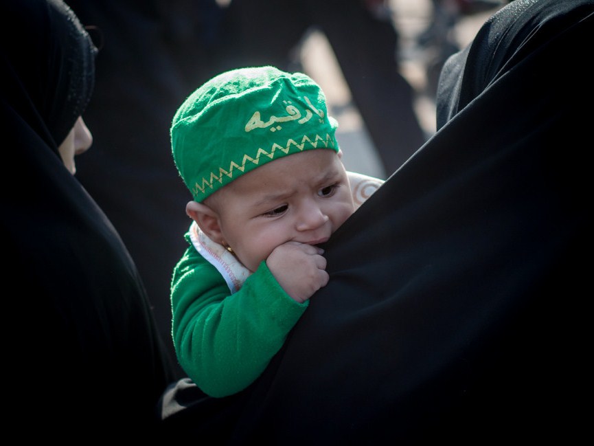 حضور کودکان در جاده نجف-کربلا