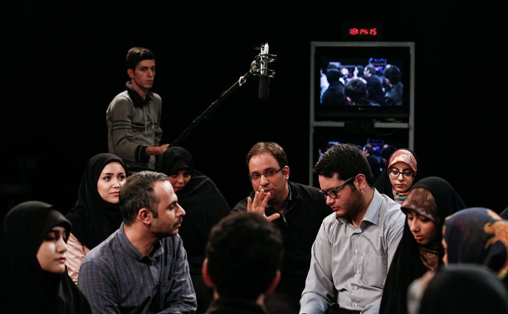 پشت صحنه برنامه تلویزیونی جیوگی