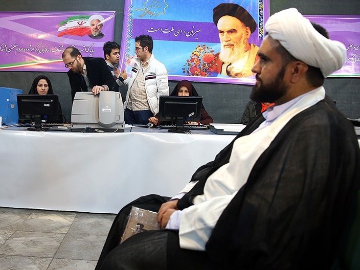 اولین روز ثبت‌نام داوطلبان مجلس خبرگان - فرمانداری تهران