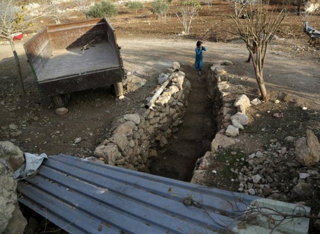 کودکان مظلومی که به غار پناه برده‌اند