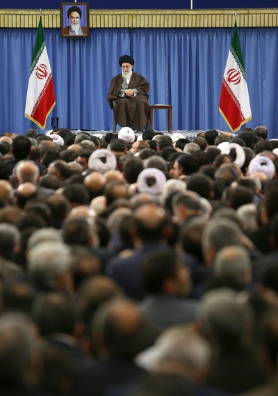 دیدار دست‌اندرکاران انتخابات با رهبرانقلاب