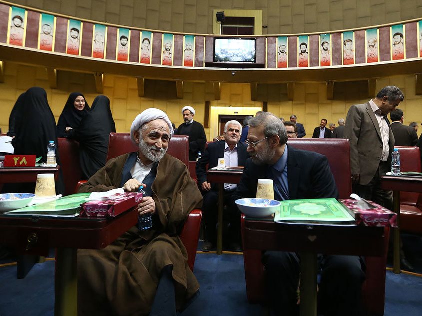 همایش فرآیند قانونگذاری