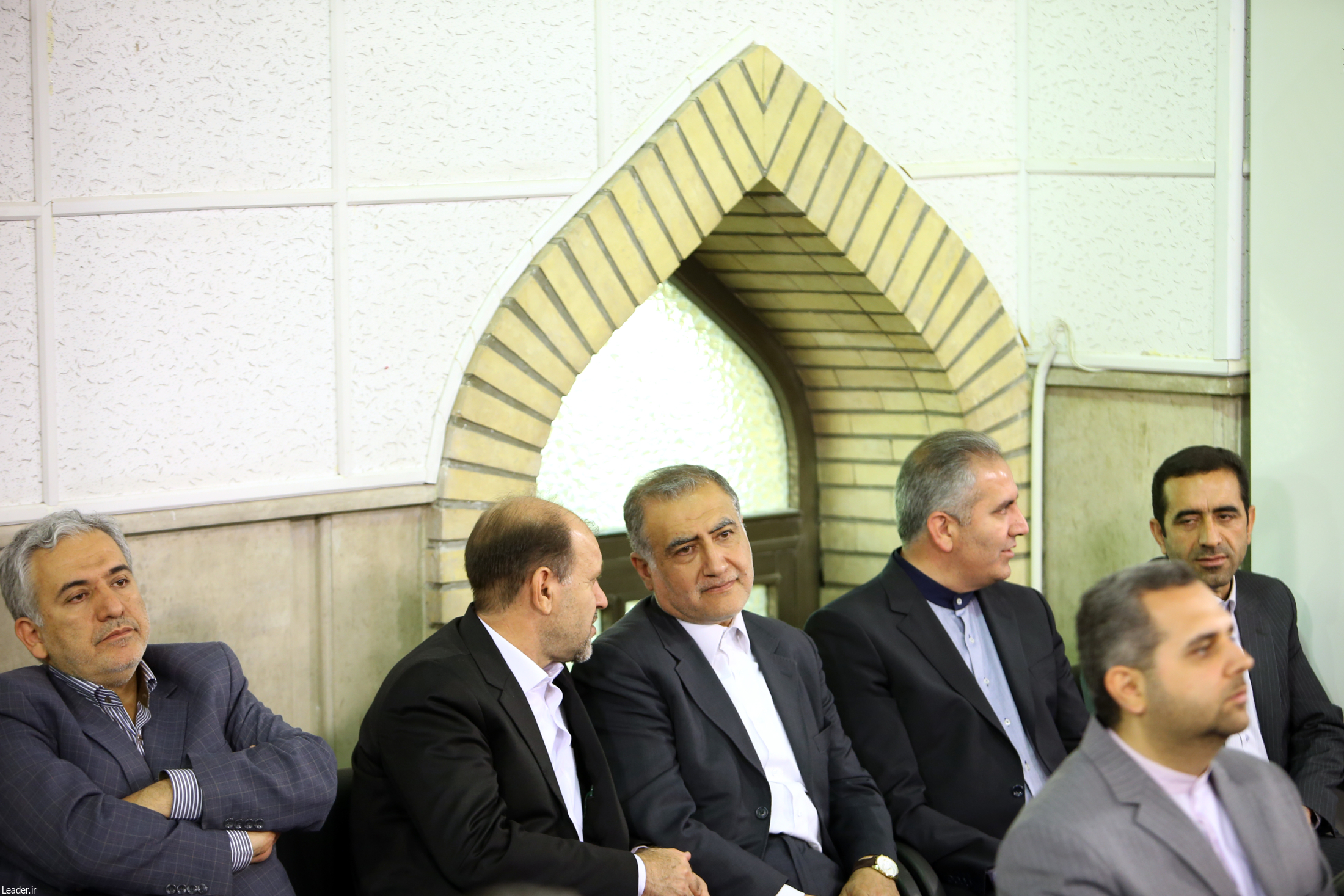 دیدار نمایندگان مجلس دهم با مقام معظم رهبری