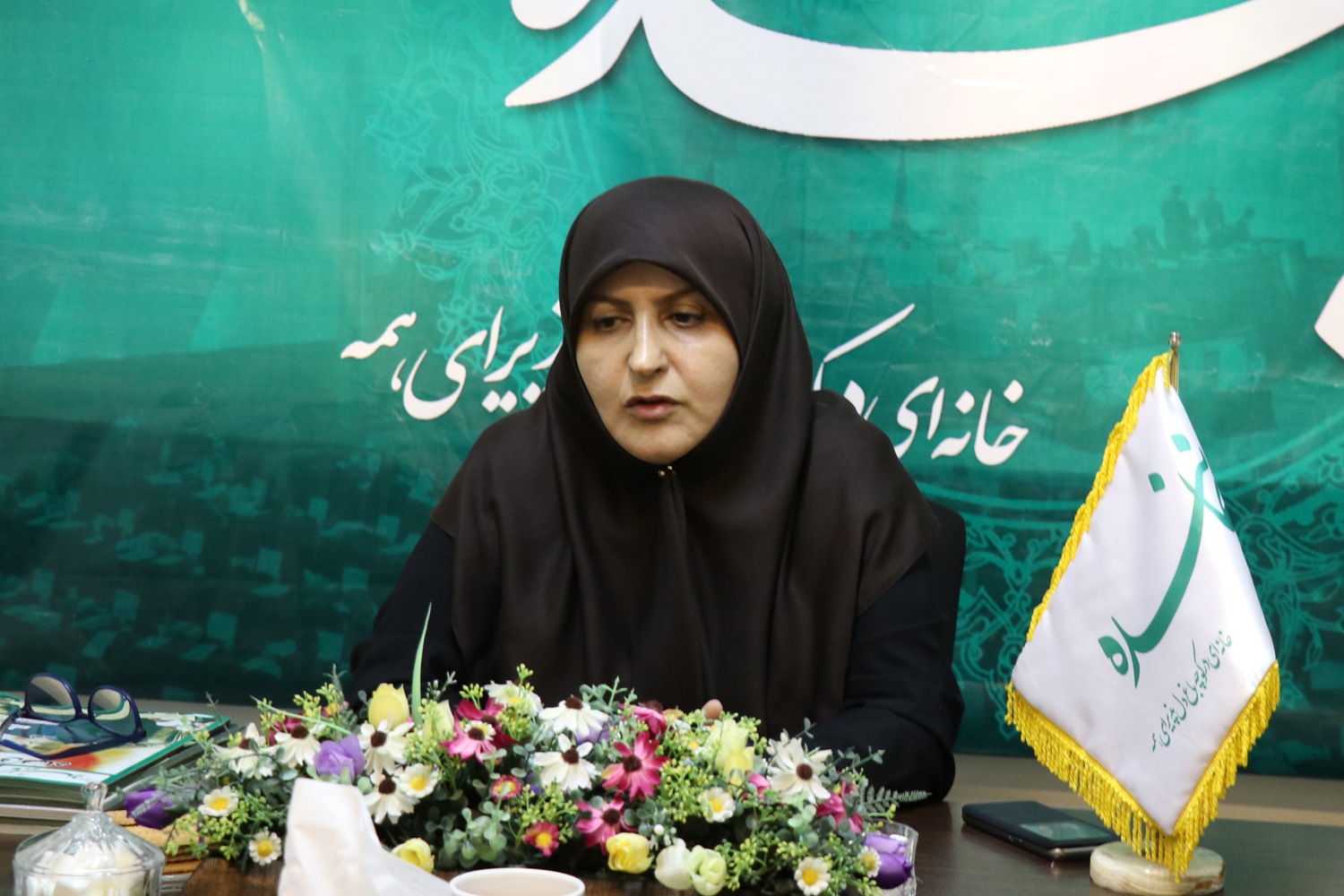 «طیبه سیاوشی شاه عنایتی» نماینده تهران در حاشیه بازدید از تحریریه «نماینده»