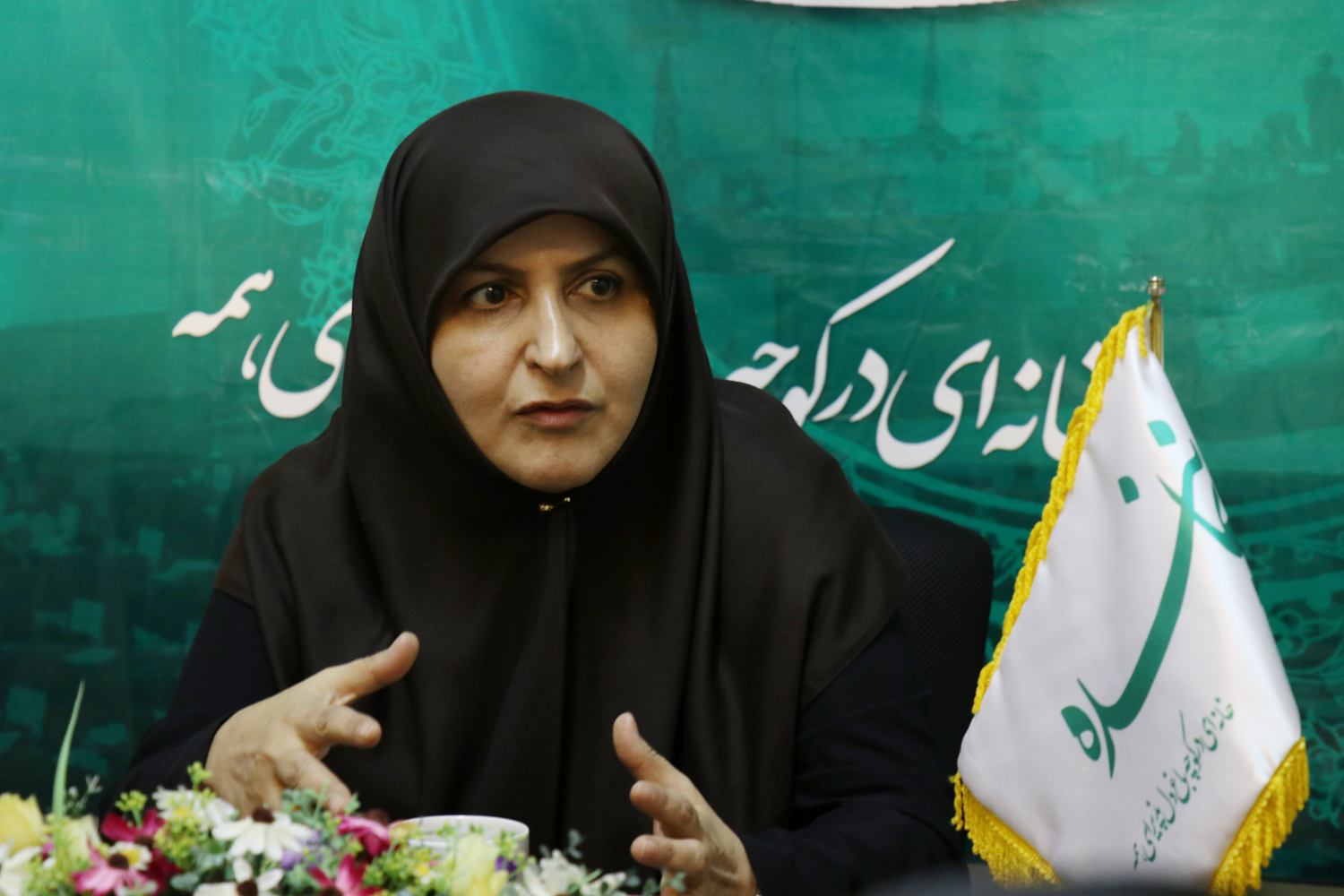 «طیبه سیاوشی شاه عنایتی» نماینده تهران در حاشیه بازدید از تحریریه «نماینده»