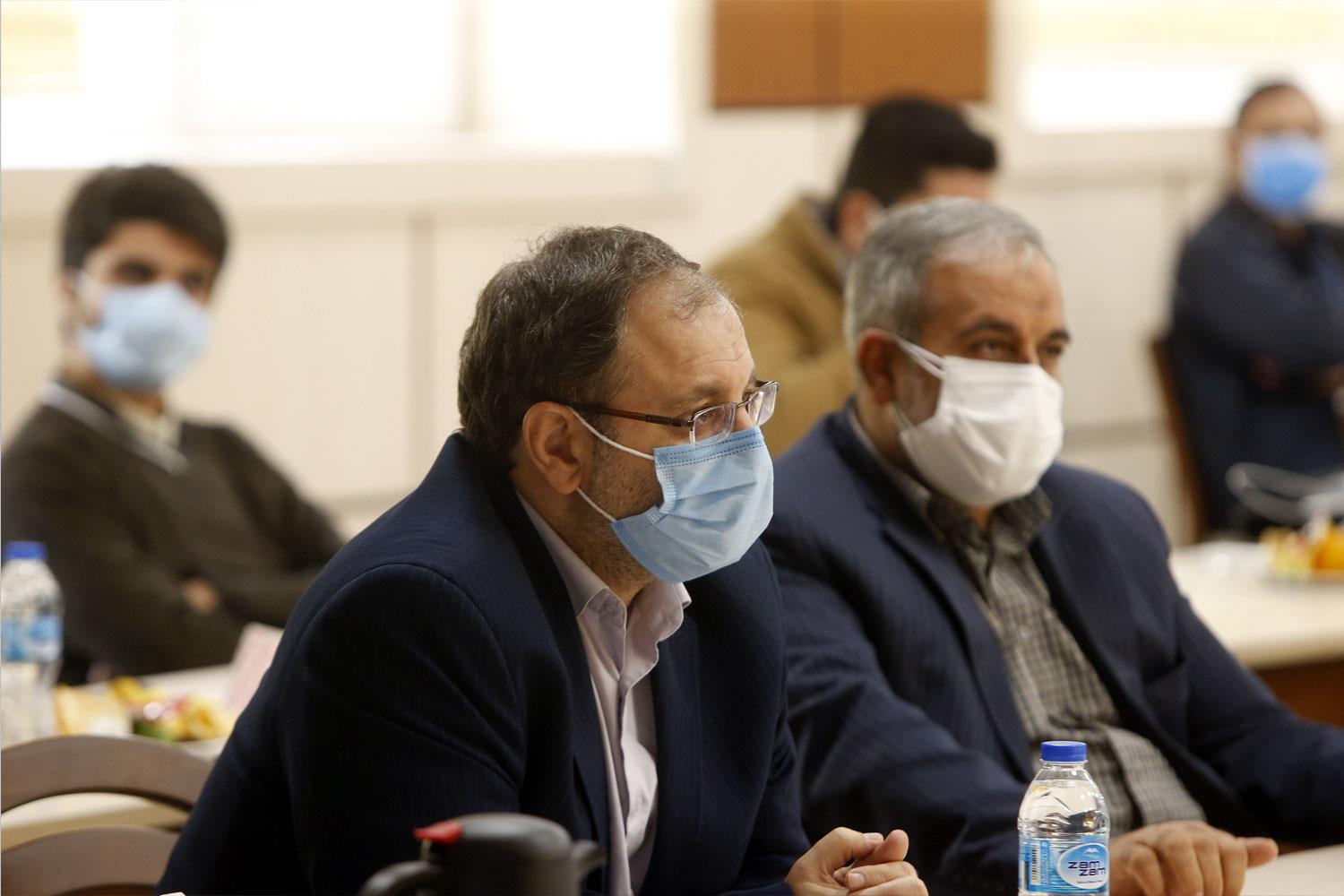 بازدید اعضای مجمع نمایندگان استان تهران از کارخانه سیمان