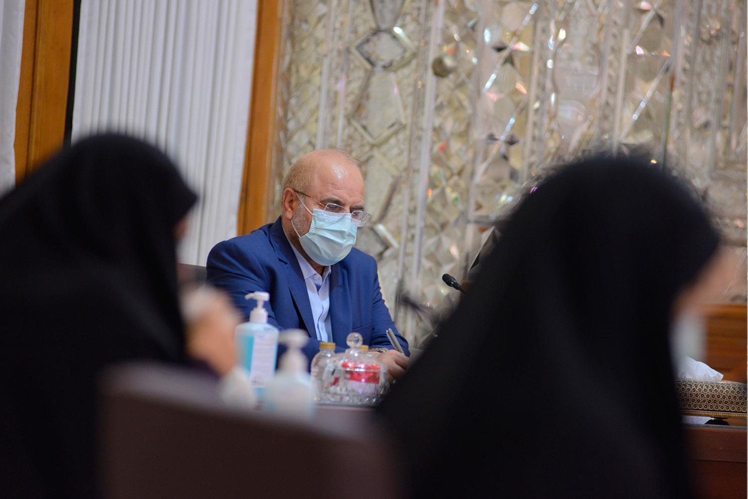 نشست مشترک اعضای فراکسیون بانوان مجلس با دکتر محمدباقر قالیباف